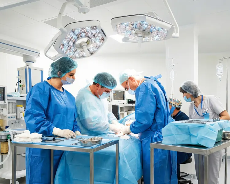 Hospitalisation et interventions chirurgicales